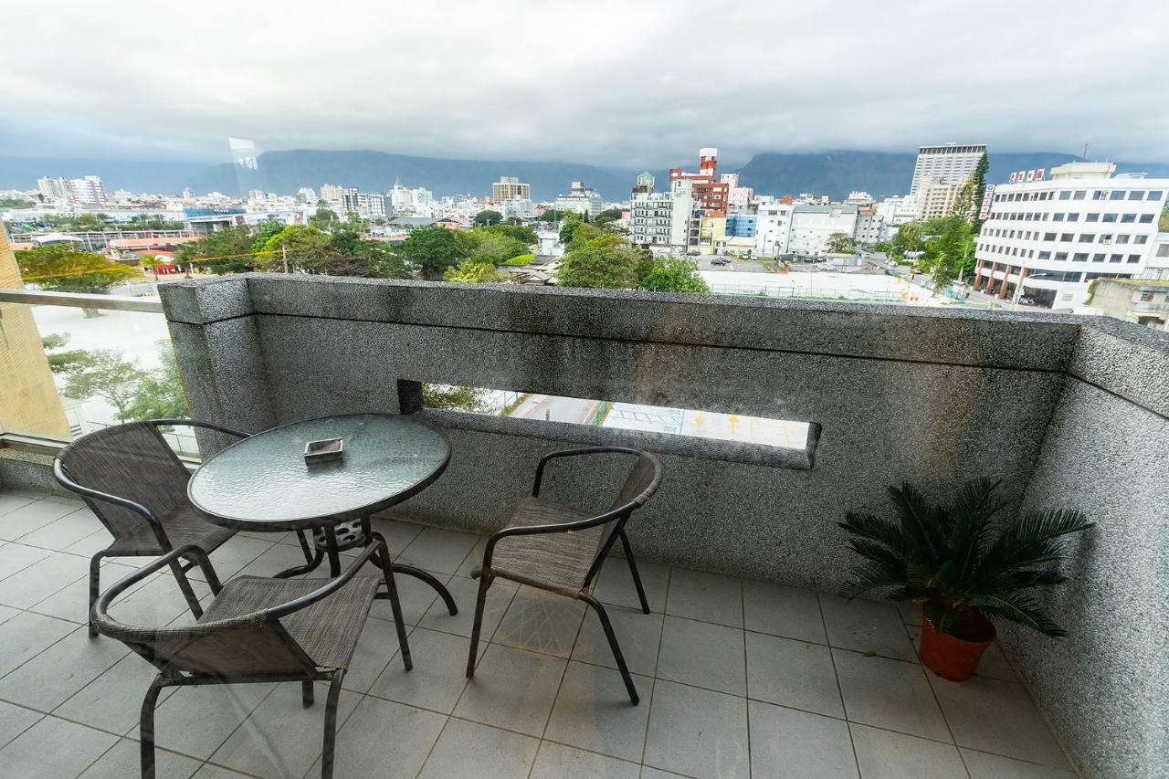 茉白電梯民宿bed And Breakfast Elevator 花蓮夜市電梯包棟 Hualien City Exterior photo